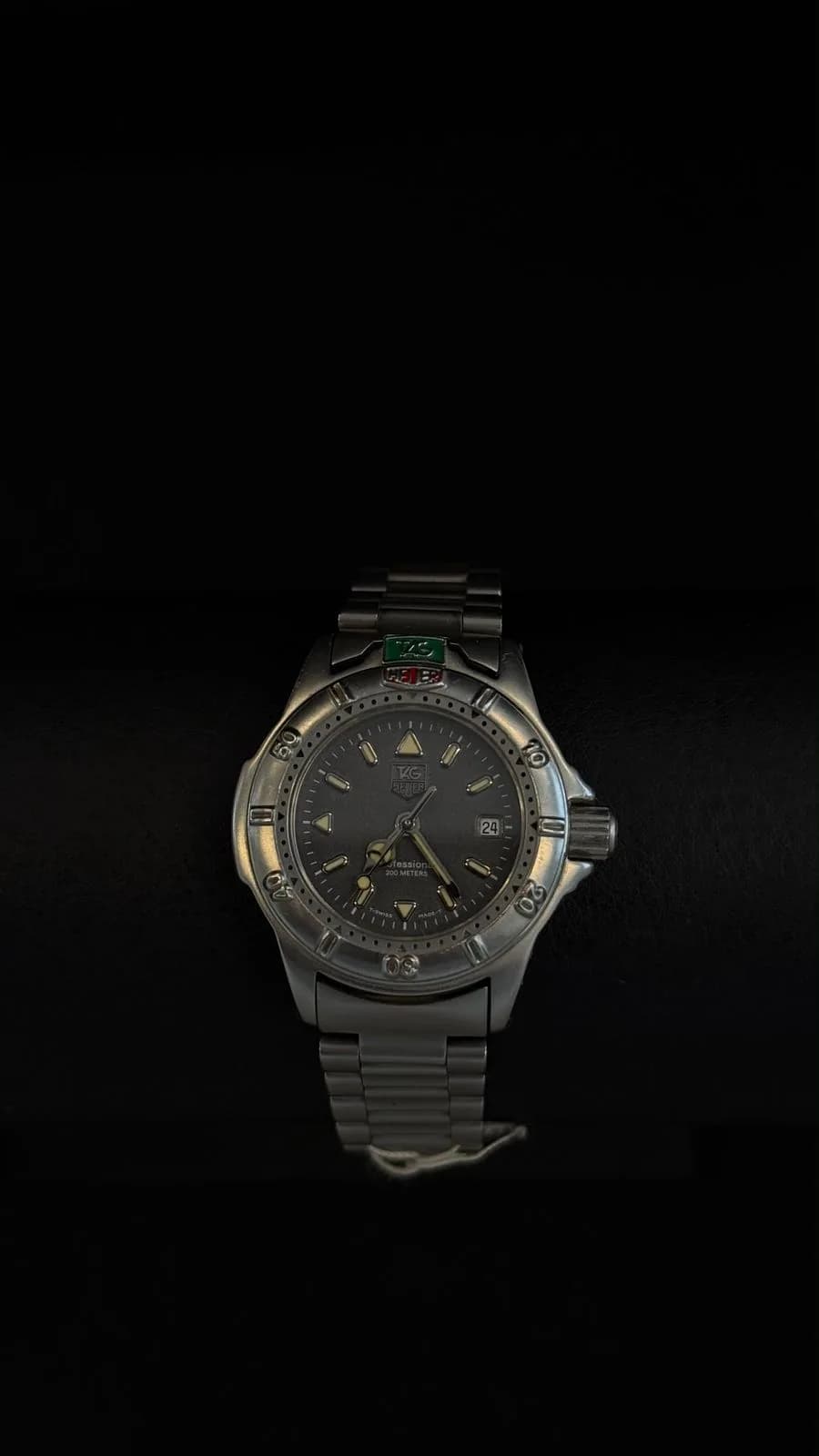Tag Heuer Professional 200 METERS 1